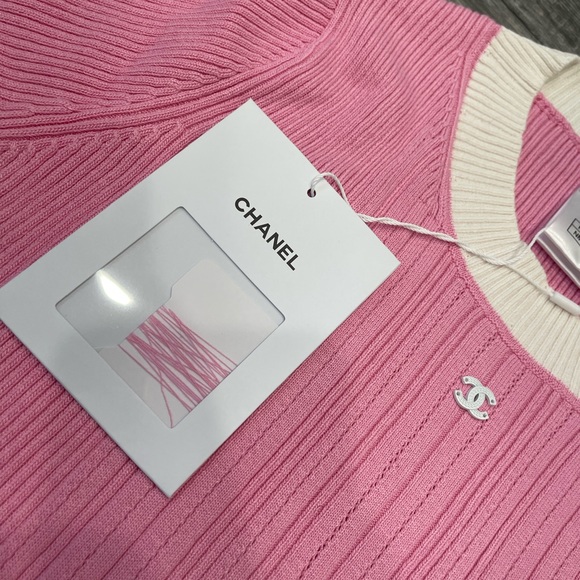Chanel 23P Pink White CC Logo Ribbed Stretch Cotton Knit T-Shirt Top Shirt 36 - Picture 3 of 15